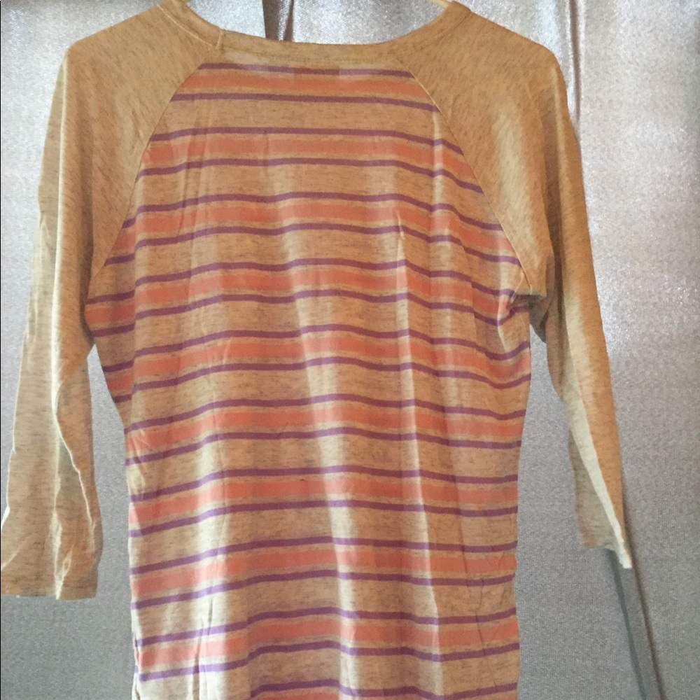 Lula Roe “Randy” tee Size Small - Picture 5 of 8